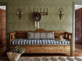 farmhouse wall decor