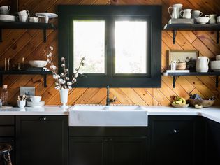 farmhouse kitchen backsplash