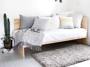 DIY Daybed Couch